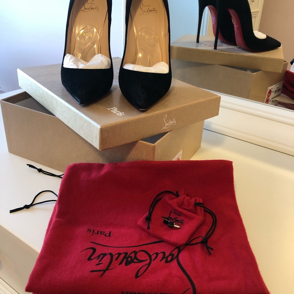 So Kate Velours 💄 - Picture 7 of 11